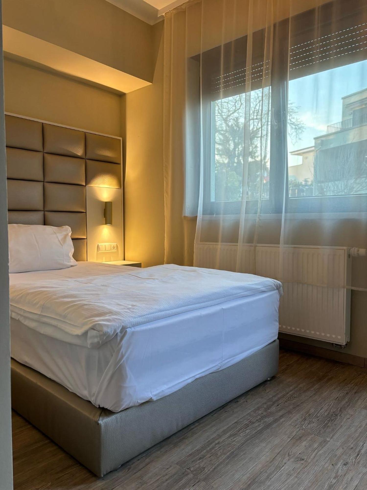 Hotel Athen Kelsterbach Frankfurt Airport מראה חיצוני תמונה