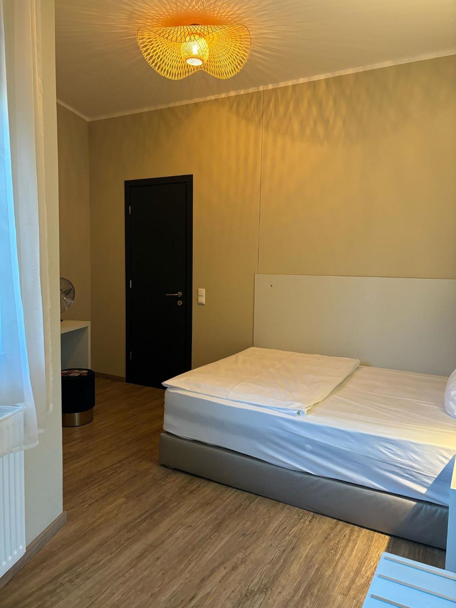 Hotel Athen Kelsterbach Frankfurt Airport מראה חיצוני תמונה