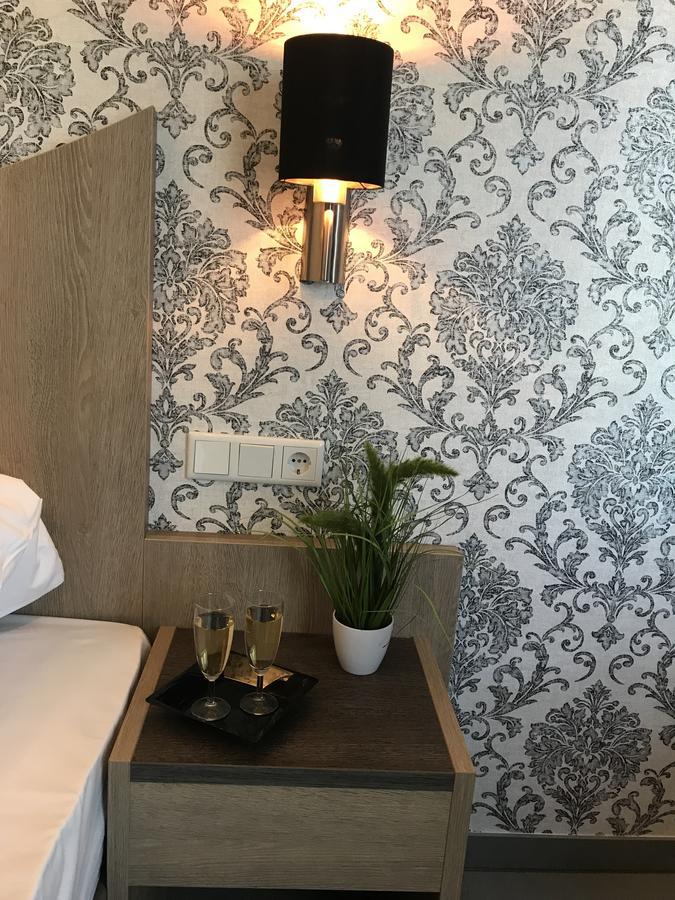 Hotel Athen Kelsterbach Frankfurt Airport מראה חיצוני תמונה